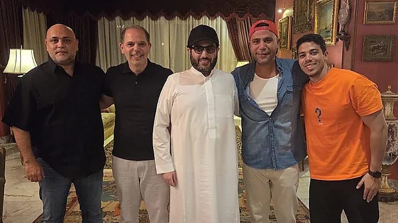 تركي آل الشيخ عن زيارته لعادل إمام : يوم سعيد وشربت عنده شاي العروسة