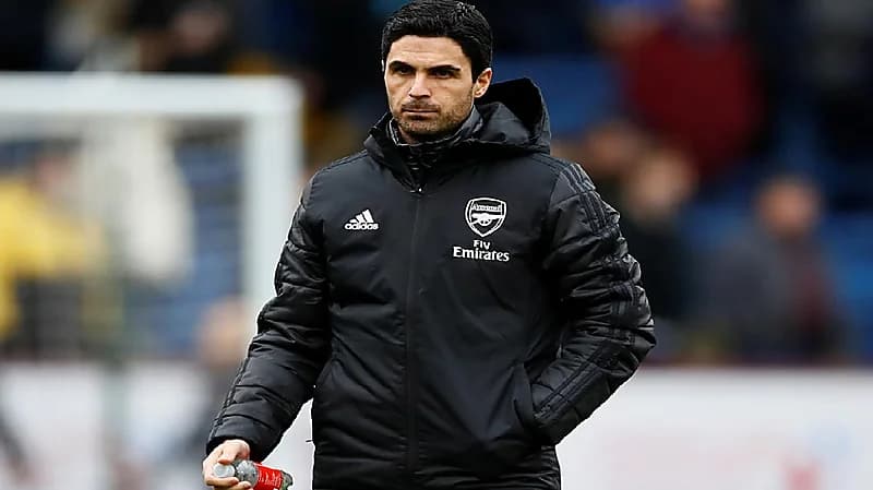 أرتيتا يدافع عن قرار أرسنال بعدم تجديد عقد بارتي