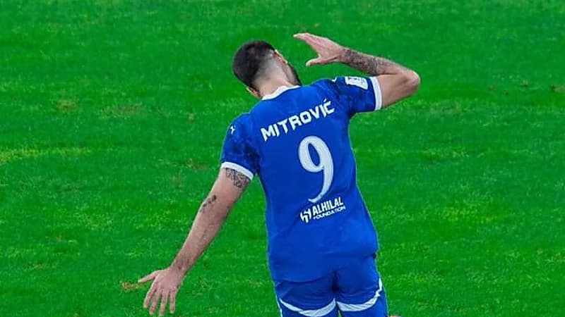 ميتروفيتش مستعد للرحيل عن الهلال