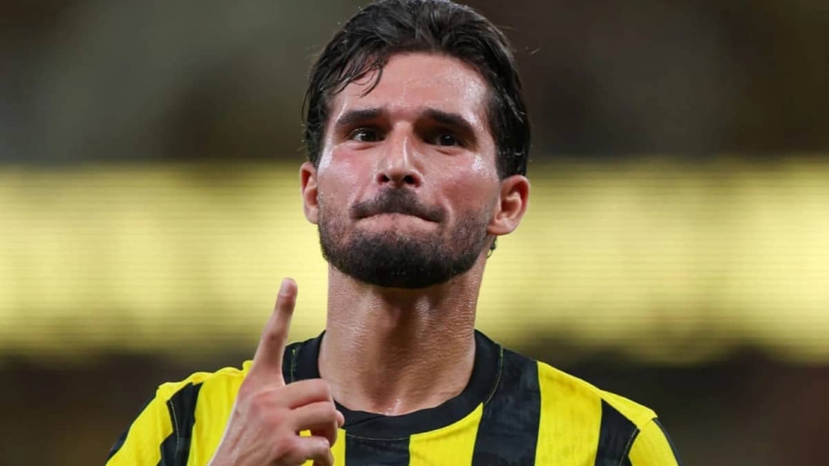 تعافي حسام عوار يعزز صفوف الاتحاد قبل مواجهة الفيحاء