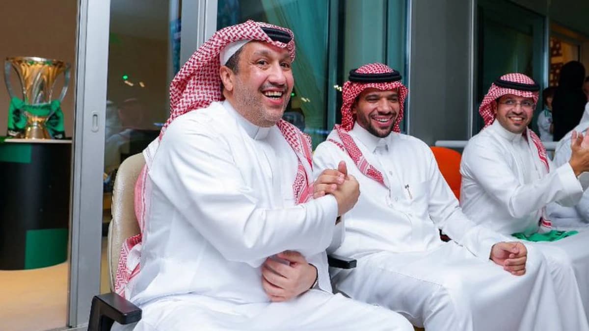 الأمير فهد بن خالد يعتذر عن رئاسة الأهلي بسبب ظروفه الخاصة