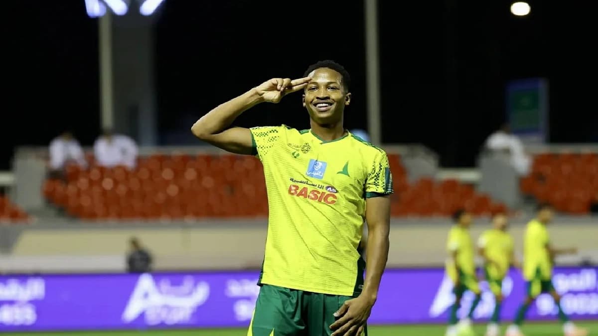 الهلال يتحرك لضم هوساوي