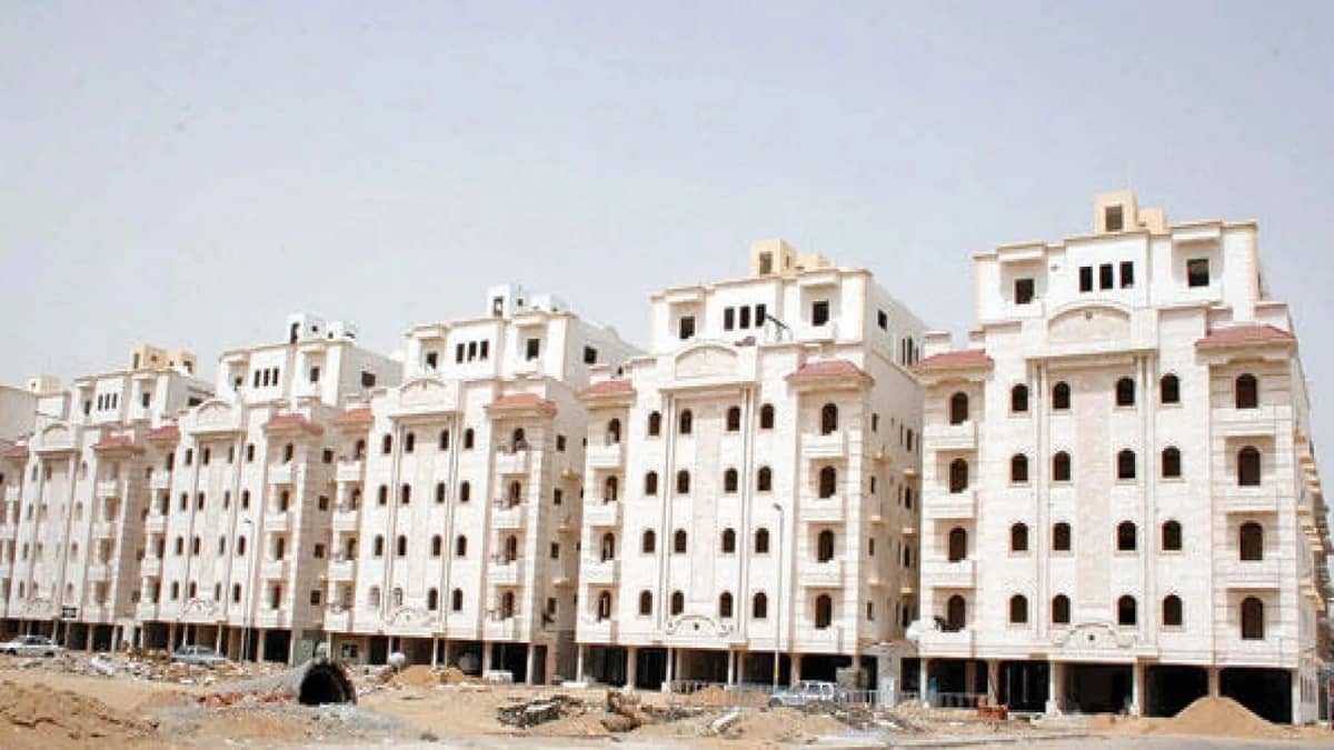 مهتم بالشأن العقاري: القطاع السكني أكثر القطاعات جذبا لغير السعوديين .. فيديو