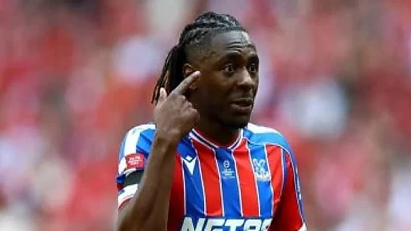 أرسنال يزاحم توتنهام على ضم إيزي