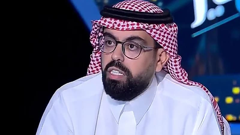 الصويلحي: الأمير نواف بن سعد حريص على بقاء فهد المفرج على النطاق الإداري فقط.. فيديو