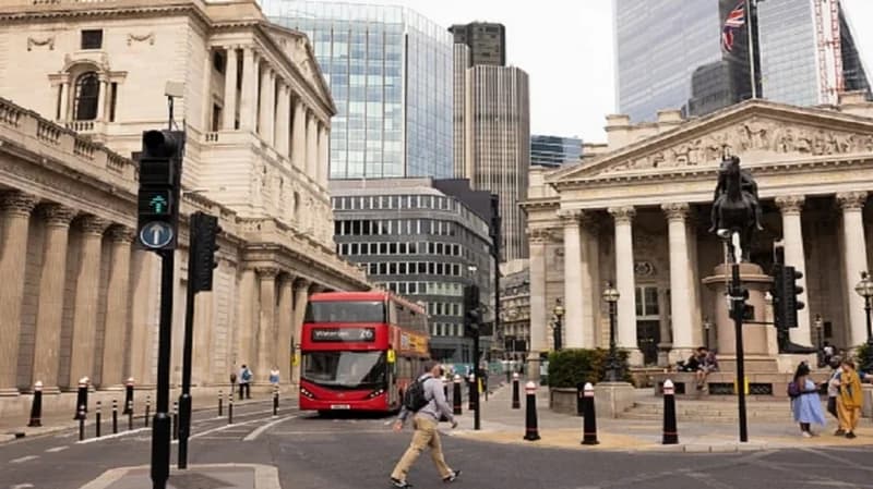 غلاء المعيشة يدفع نساء بريطانيا للعمل في الدعارة