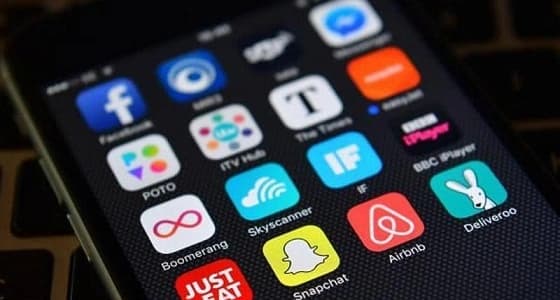 آبل في مأزق بعد اختراق خصوصية أجهزة آيفون