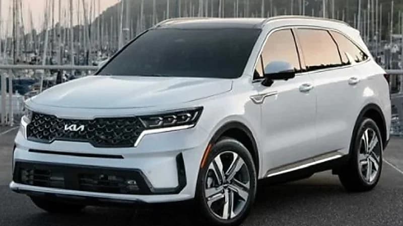 كيا تعلن عن سياراتها الهجينة الجديدة سورنتو 2022