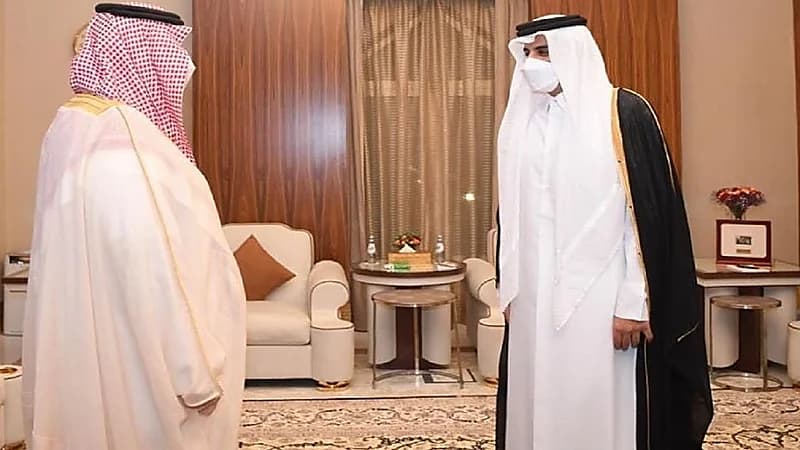 بالصور.. أمير قطر يستقبل الأمير تركي بن محمد بن فهد
