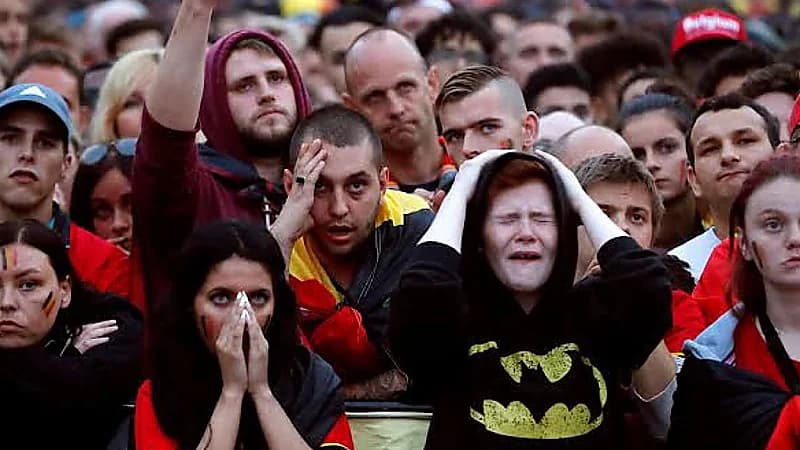 جماهير بلجيكا تطالب برحيل مدرب منتخبهم غريم كورتوا