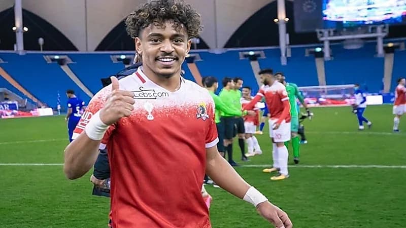 الأهلي يعلن ضم لاعب الوحدة لمدة موسم واحد