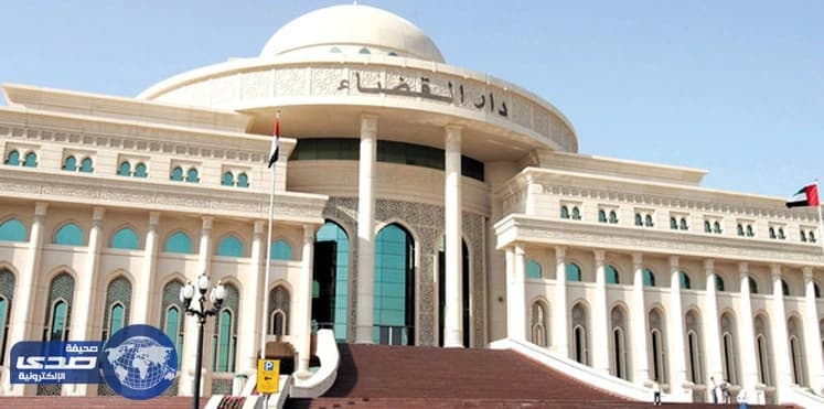 بسبب زوجها ..رجل يهدد امرأة بقتل أبنائها بالشارقة