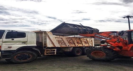 بالصور.. أمانة عسير تنتهي من إزالة المخالفات في عقبة ضلع