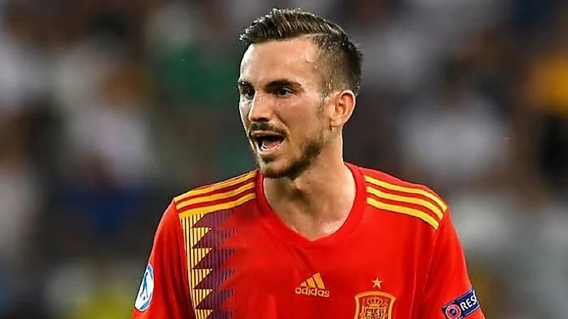 النصر يدخل سباق التعاقد مع فابيان رويز