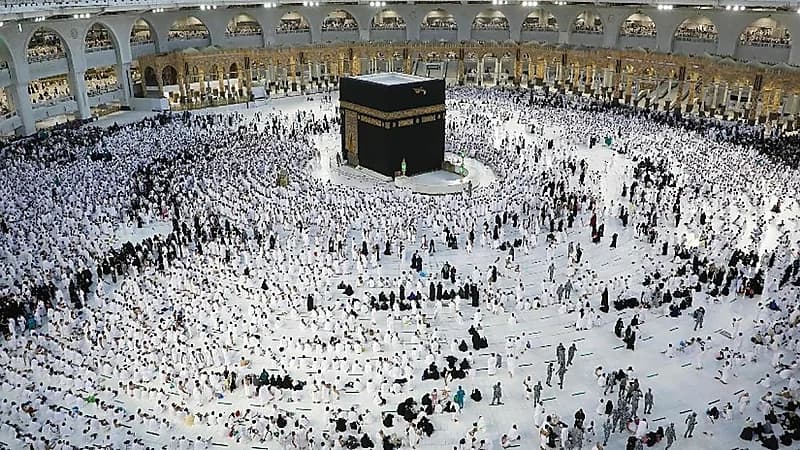 غرامة 100 ألف ريال لنقل حاملي تأشيرات الزيارة خلال موسم الحج