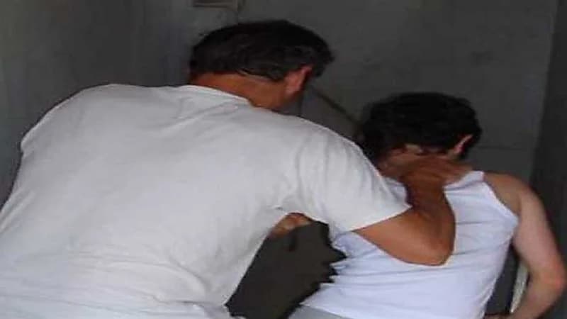 ضبط سبعيني متلبساً بممارسة الشذوذ مع مختل عقلياً