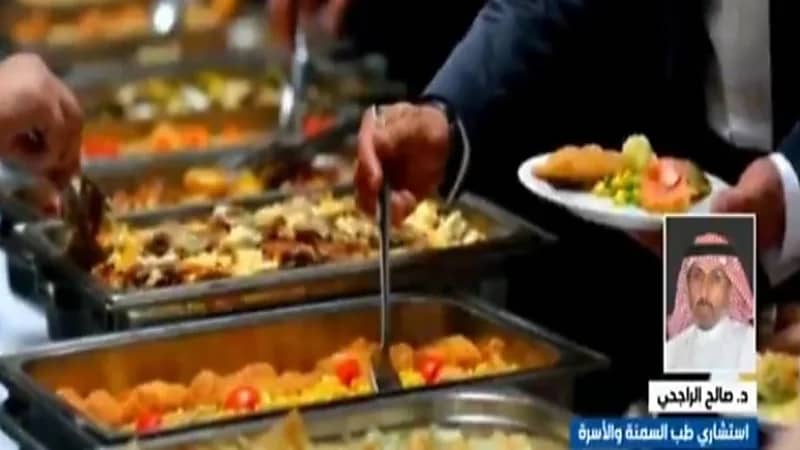 استشاري: رؤية صور الطعام في الشوارع تؤدي إلى أخذ الإنسان ما لا يحتاج "فيديو"