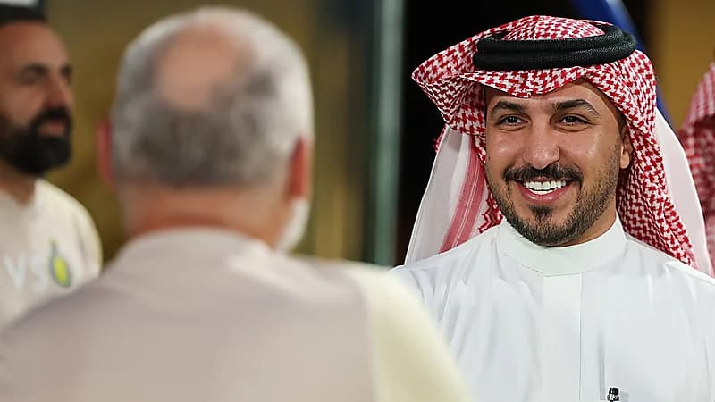 المهيدب يوجه رسالة لجماهير النصر