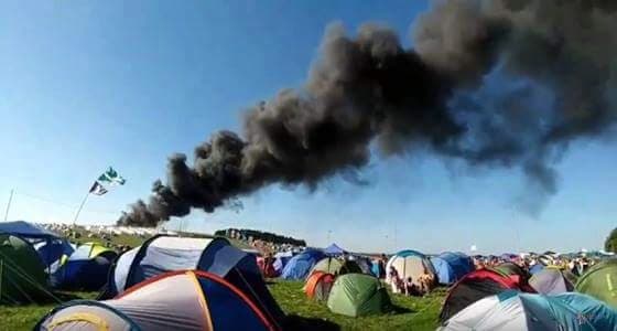 بالفيديو..حريق هائل يتسبب في تفحم 80 سيارة جنوب انجلترا